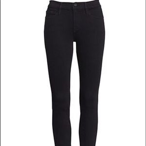 FRAME LE SKINNY DE JEANNE in FILM NOIR SIZE 29 $209 RETAIL